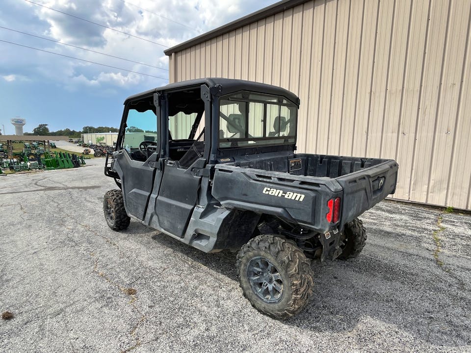 Can-Am DEFENDER HD-10 DPS
