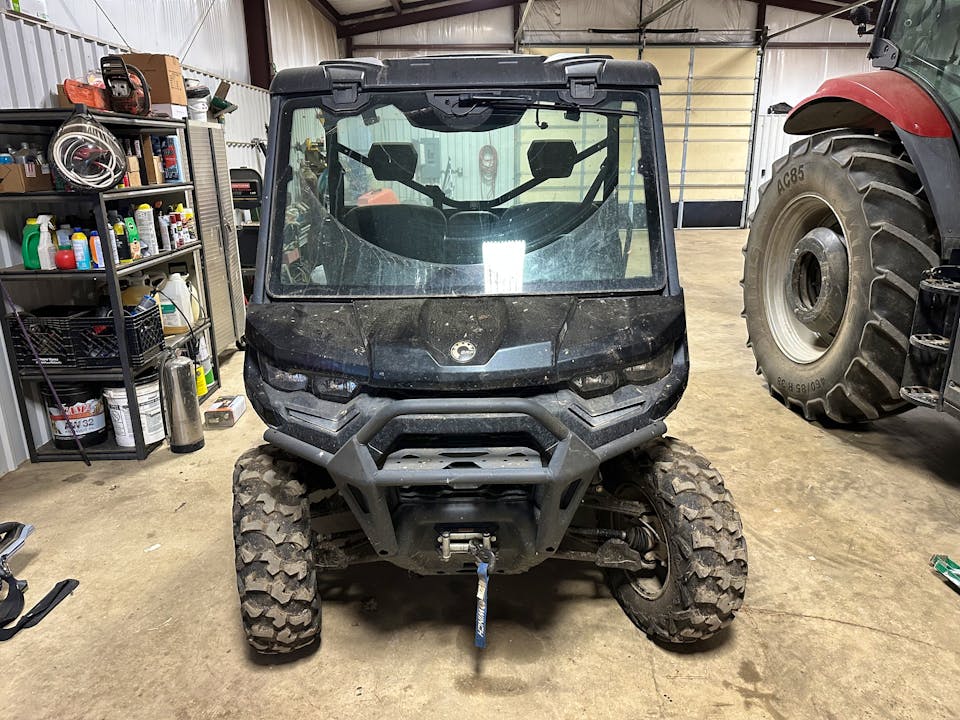 Can-Am DEFENDER HD9