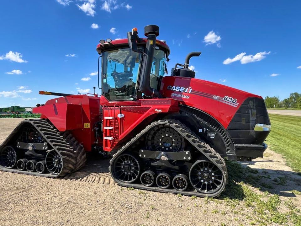 Case QUADTRAC 620