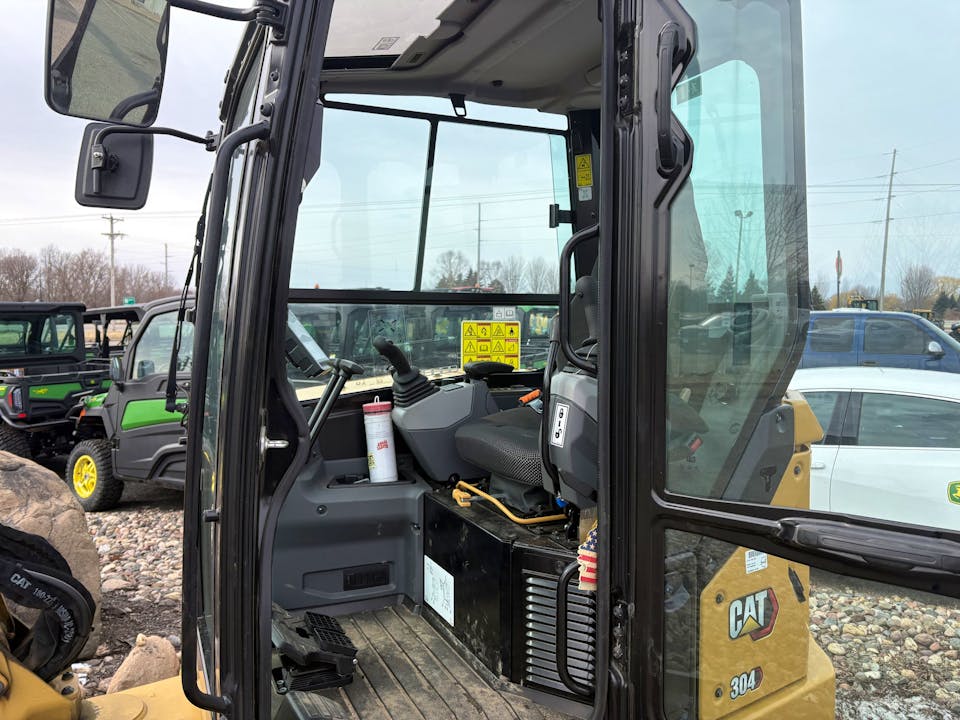 Caterpillar 304