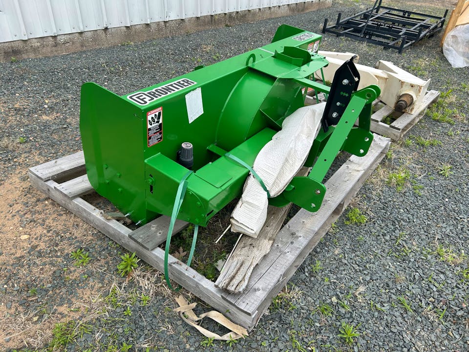 Frontier SB1164 SNOWBLOWER