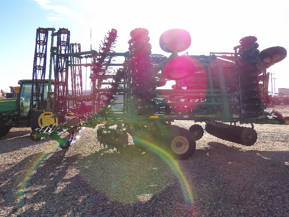 GREAT PLAINS HT1100