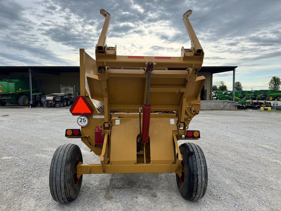 Haybuster 2665