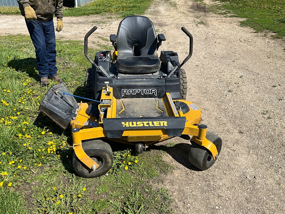 Hustler Raptor XD 54