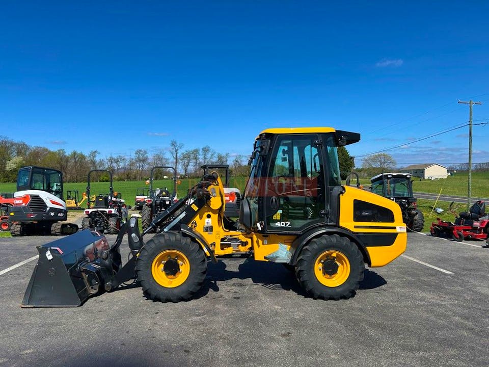 JCB 407 Agri