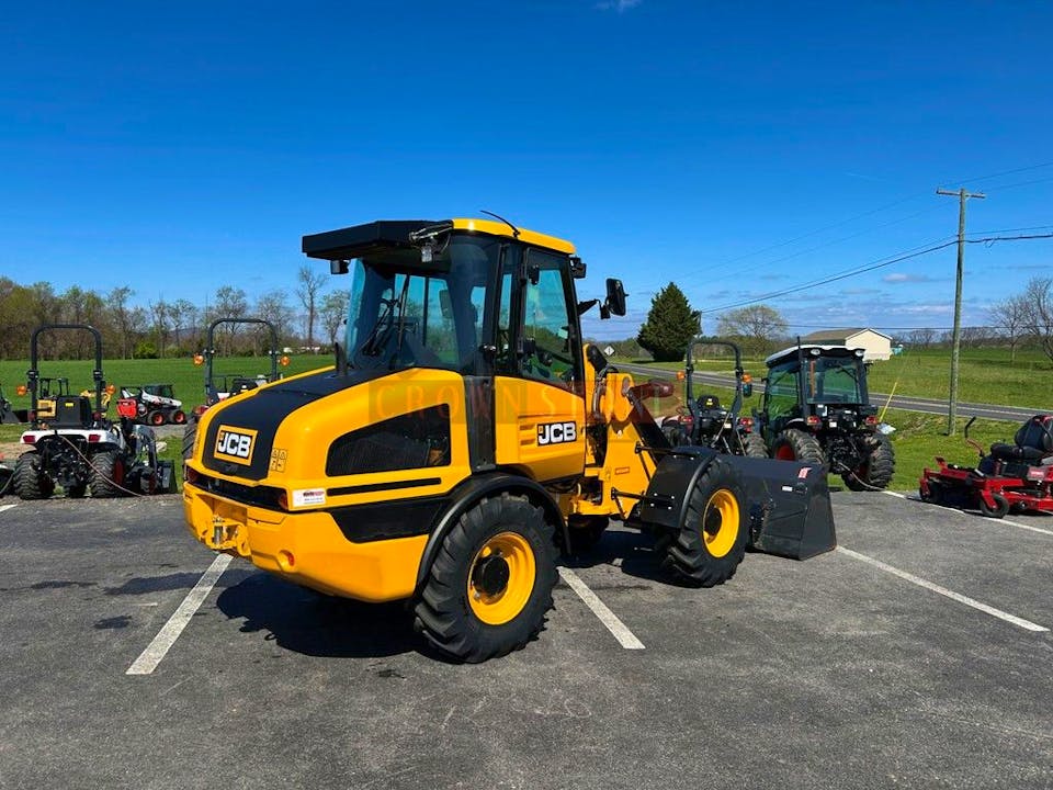 JCB 407 Agri