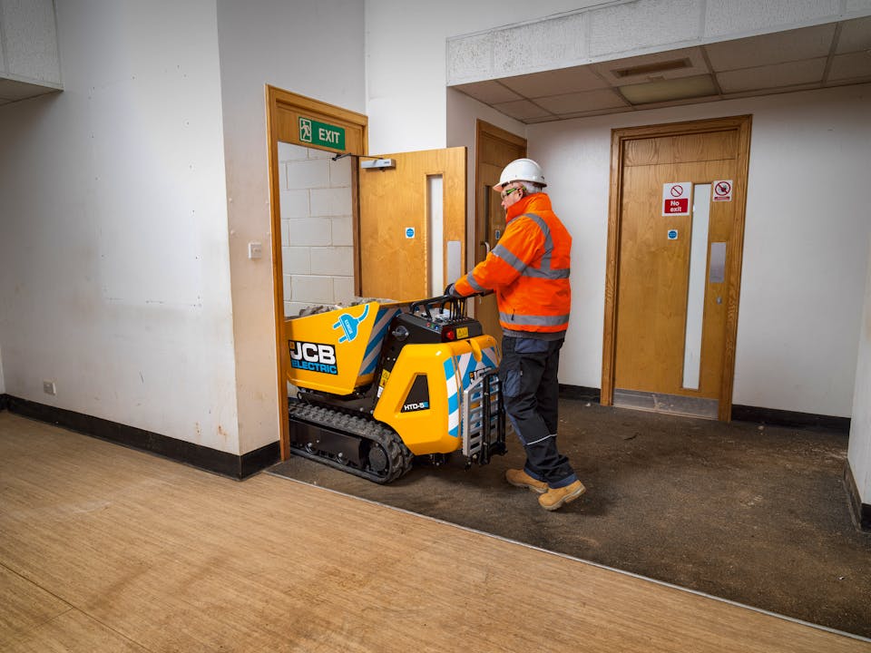JCB HTD-5E ELECTRIC DUMPSTER