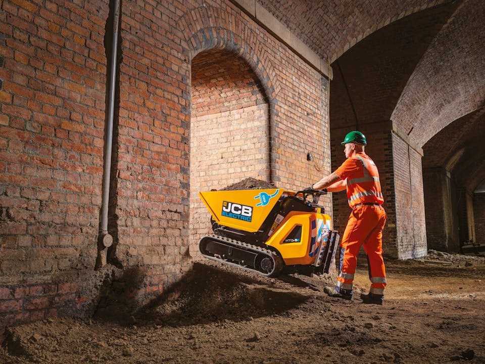 JCB HTD-5E ELECTRIC DUMPSTER