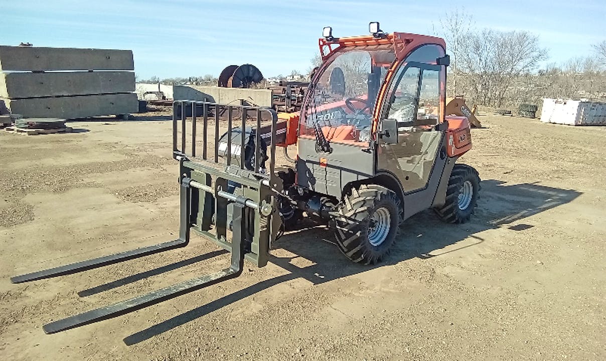 JLG INDUSTRIES 3013
