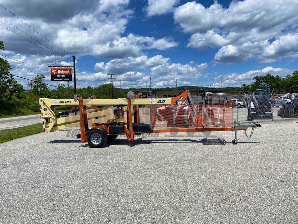 JLG 50' Towable Boom Lift