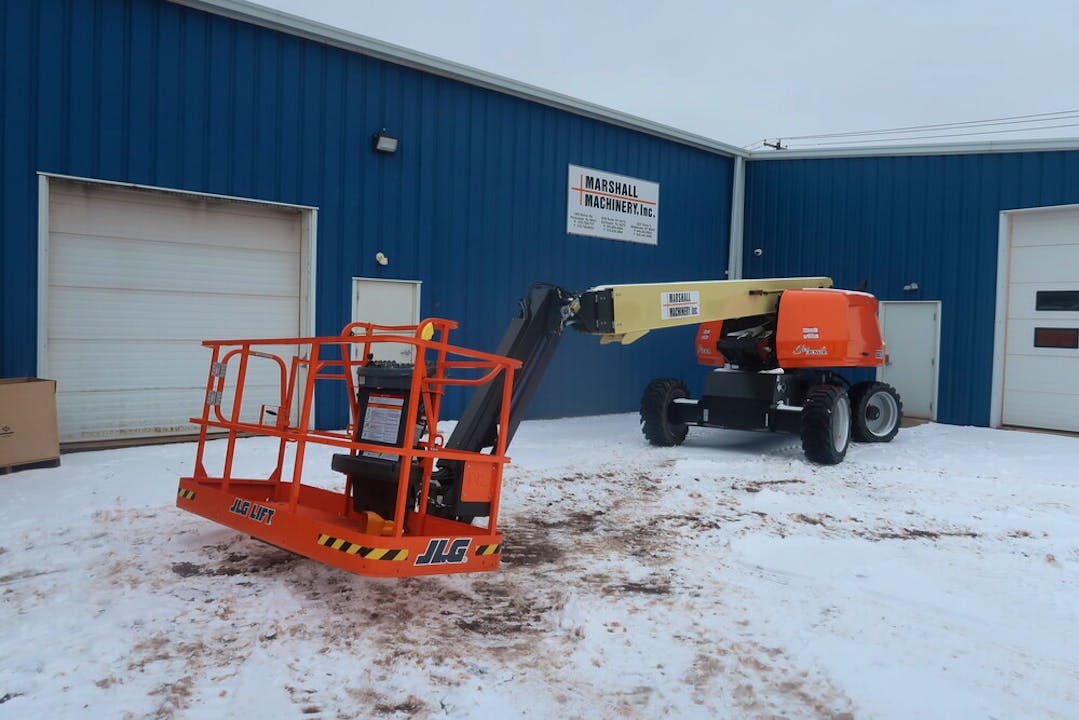JLG 660SJ