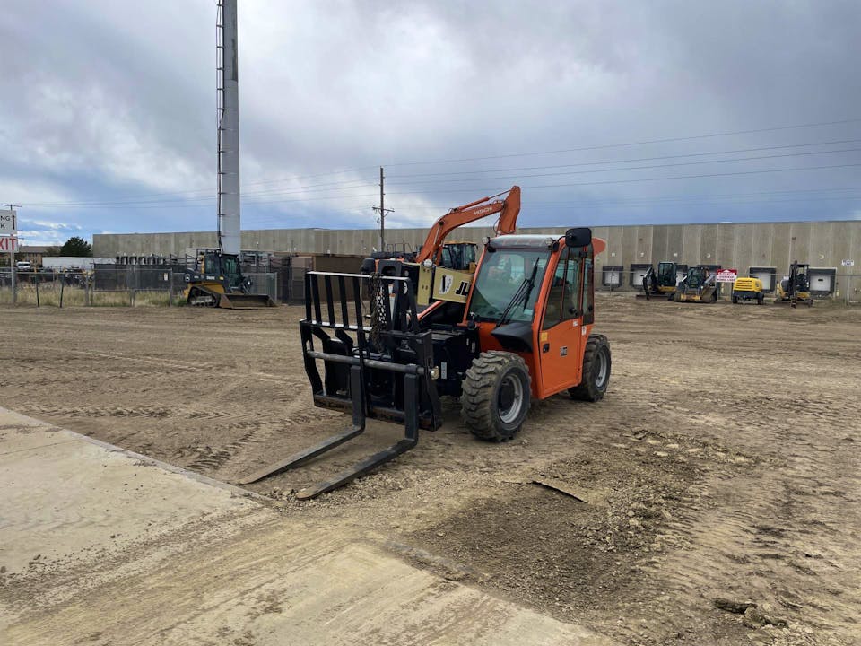 JLG G5-18A