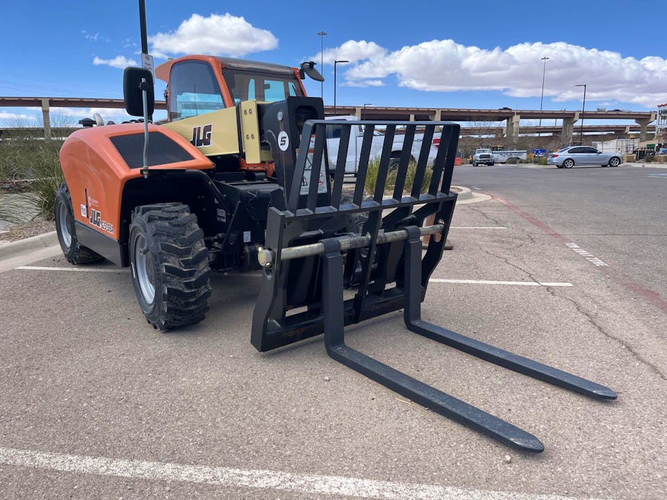 JLG G5-18A