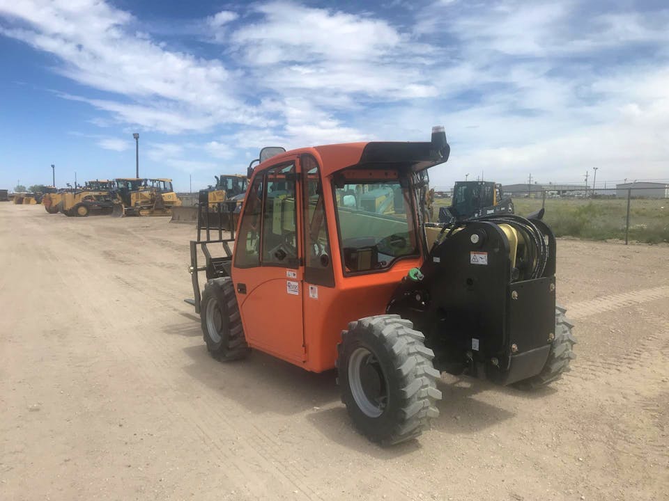 JLG G5-18A