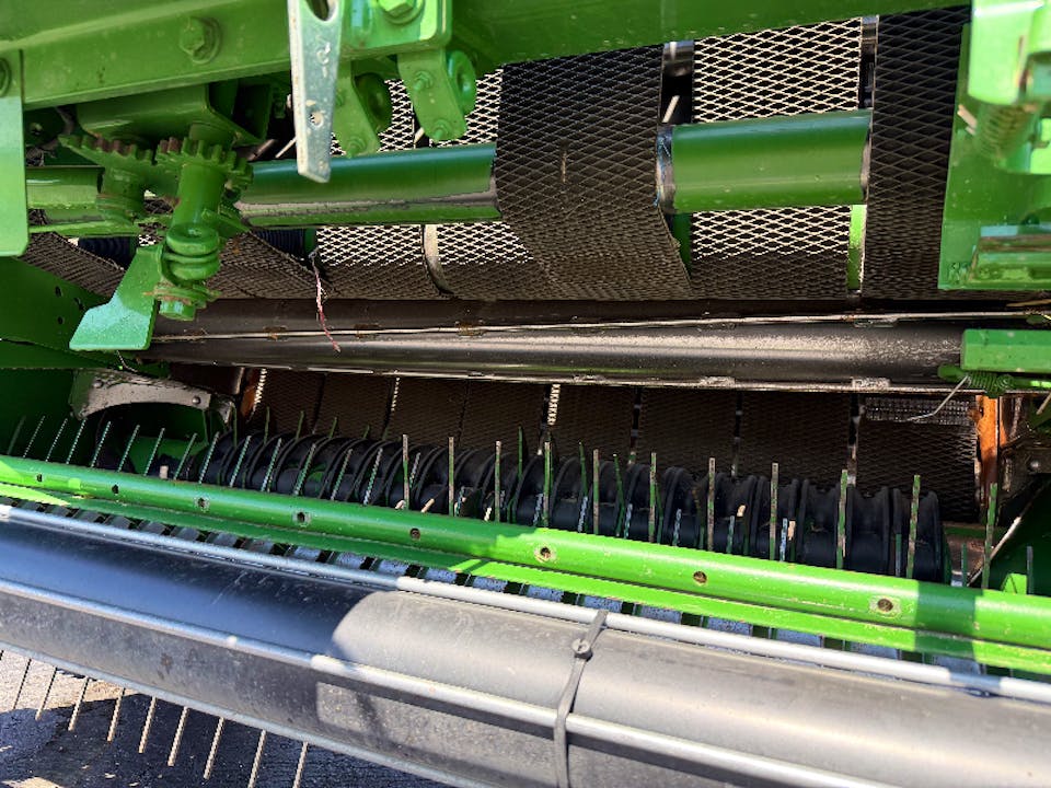 John Deere 560M