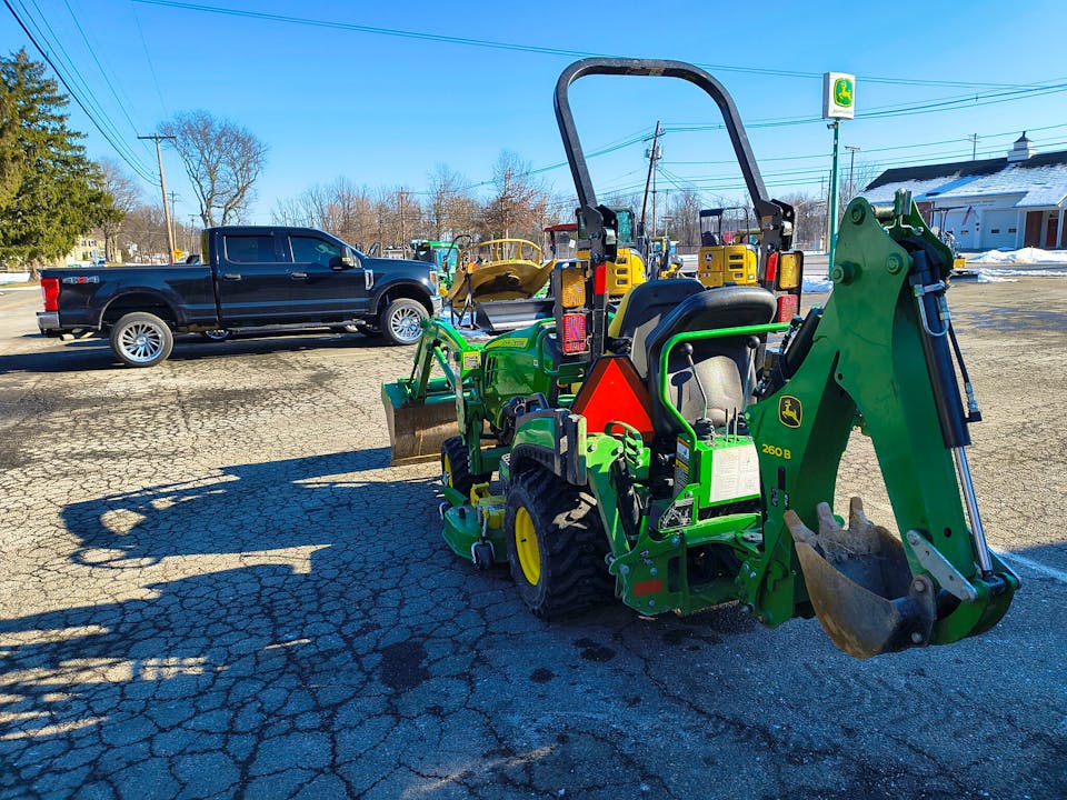 John Deere 1025R