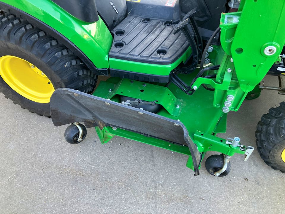 John Deere 1025R