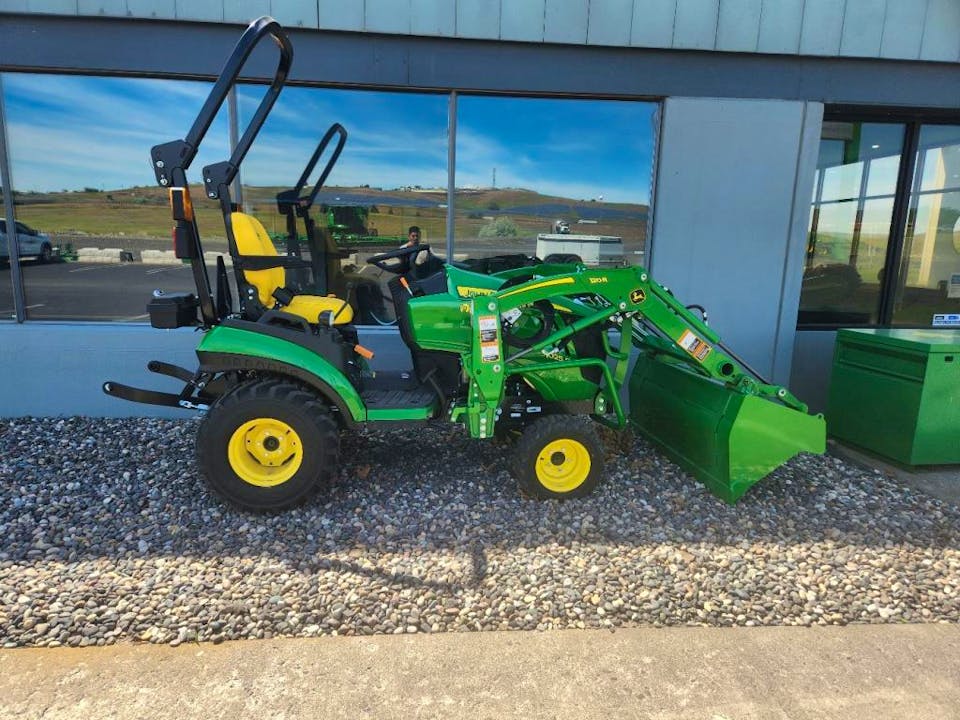 John Deere 1025R