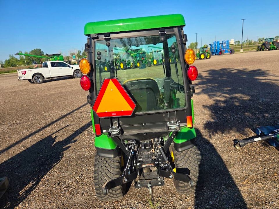 John Deere 1025R