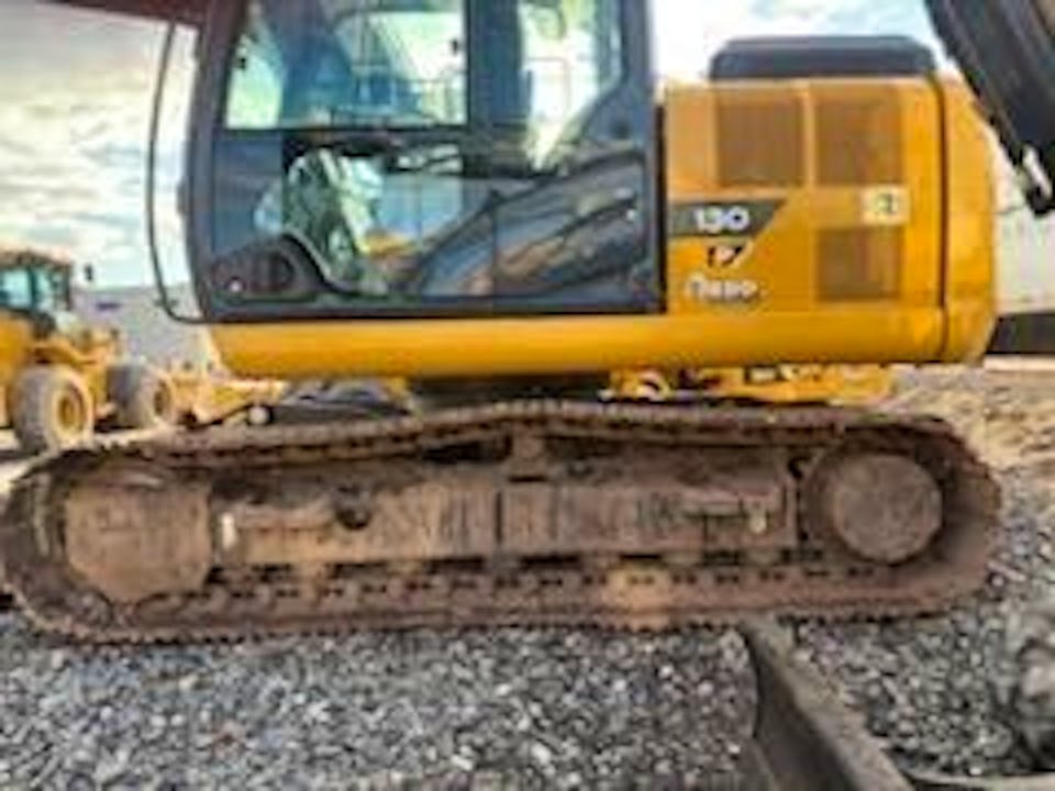 John Deere 130P