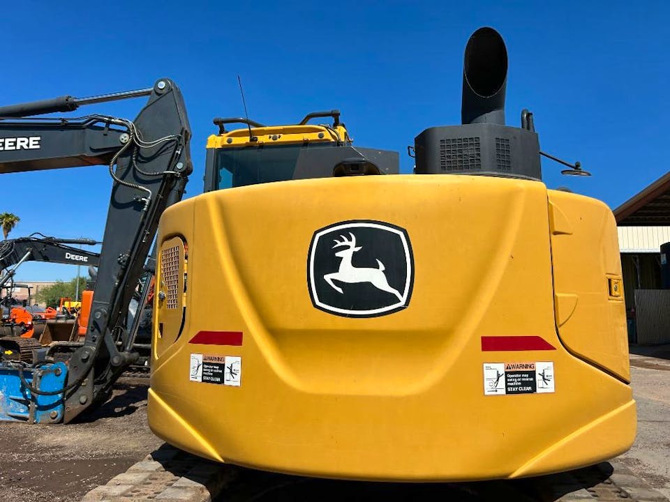 John Deere 135P