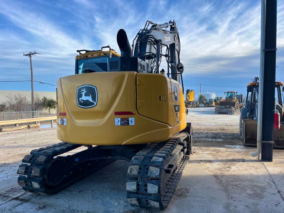 John Deere 135P