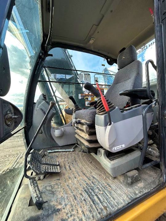 John Deere 160P