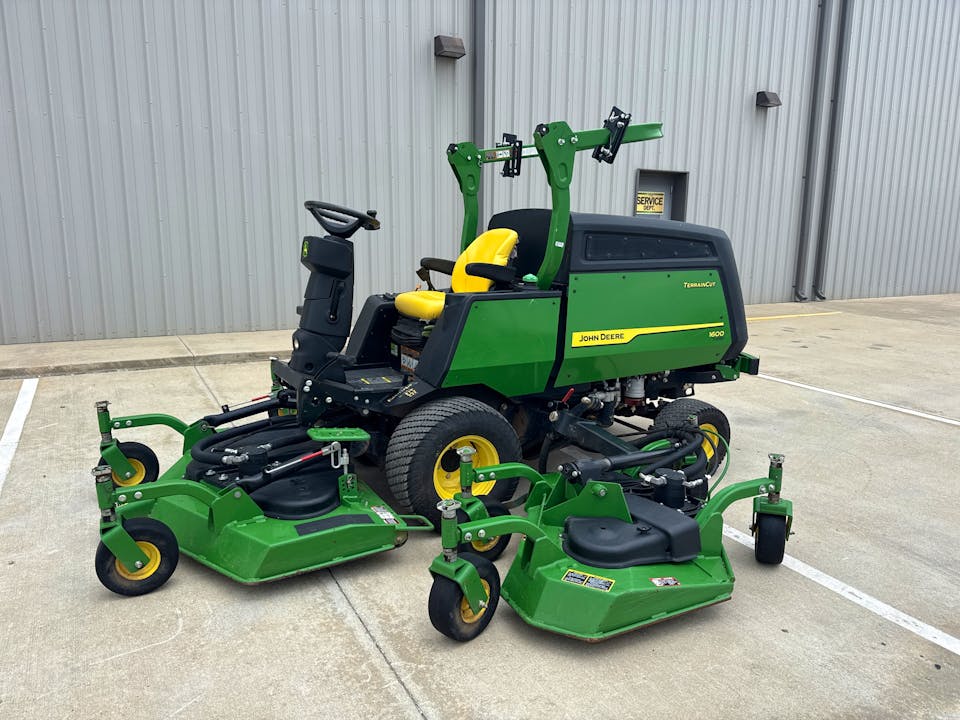 John Deere 1600 Series III
