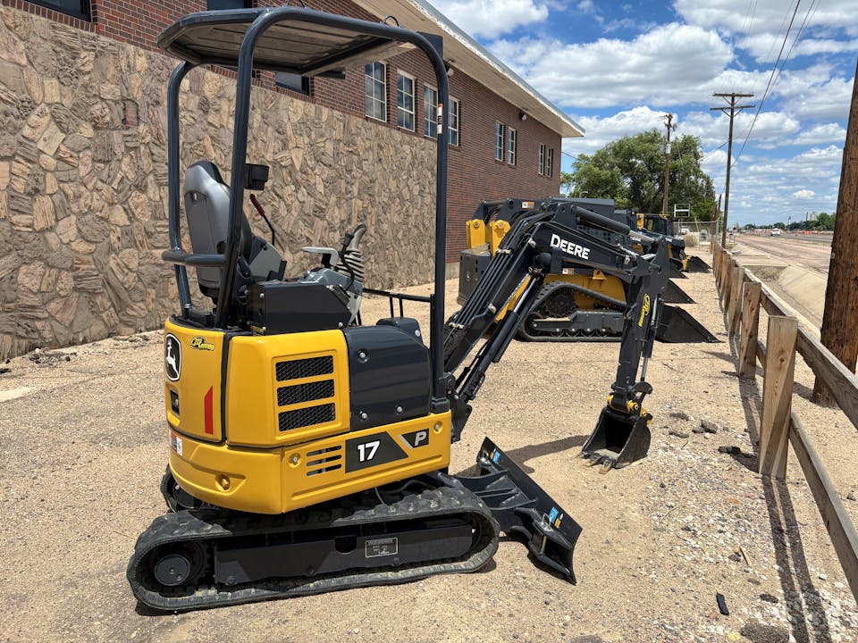 John Deere 17 P