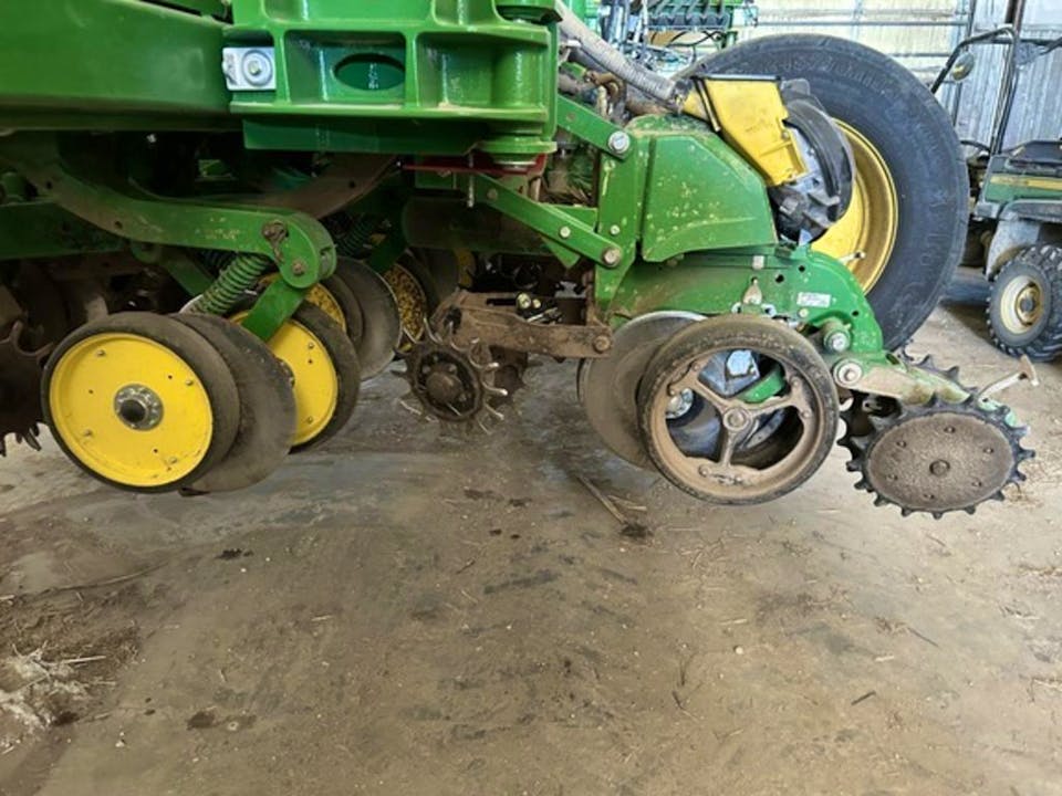 John Deere 1775NT
