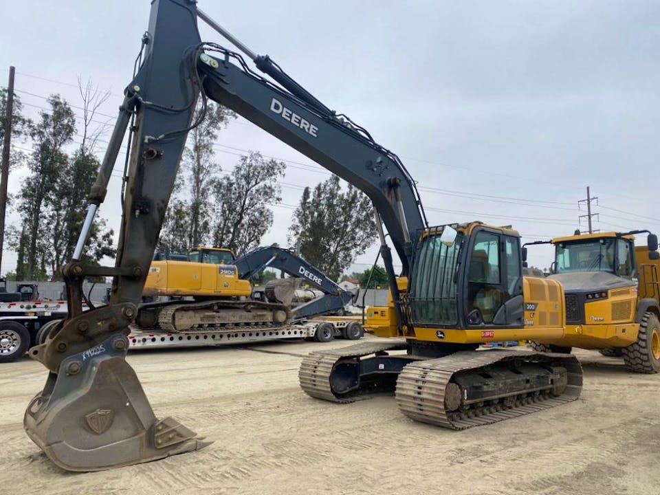 John Deere 200G