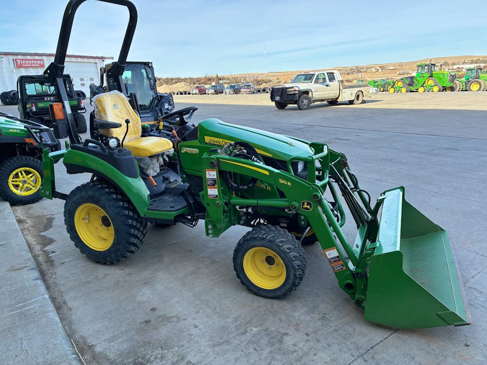John Deere 2025R