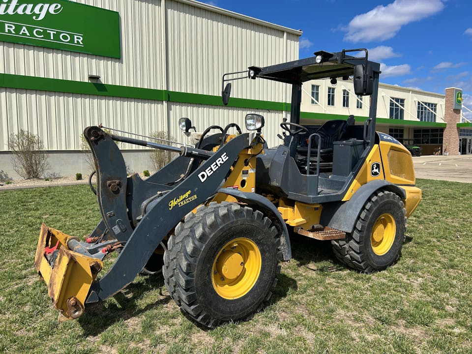 John Deere 204 G