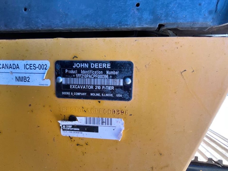 John Deere 210P
