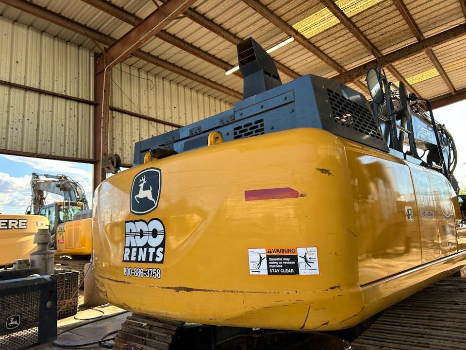 John Deere 210P