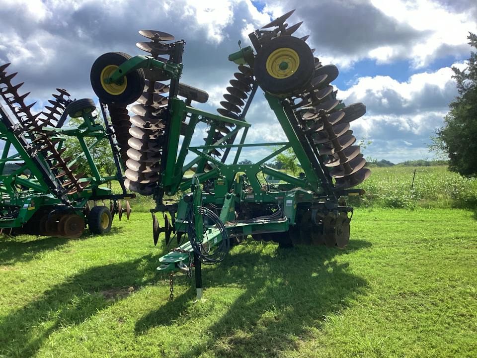John Deere 2633