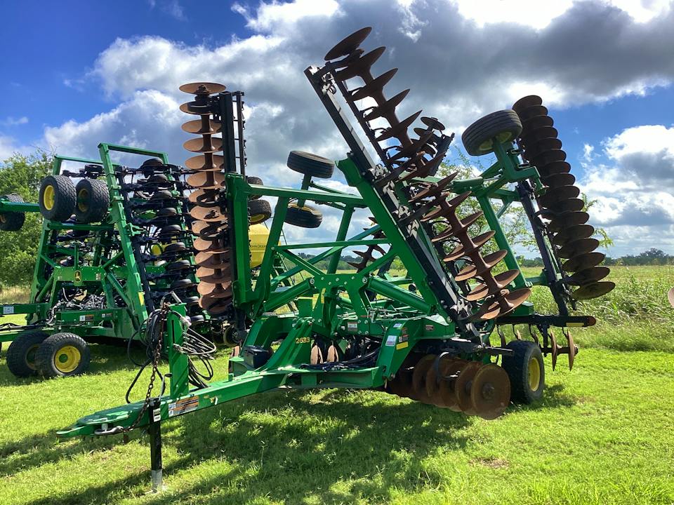 John Deere 2633