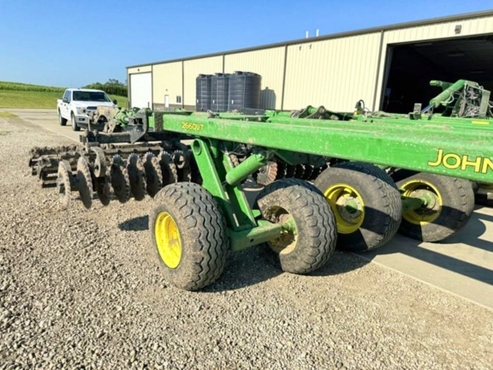 John Deere 2660VT