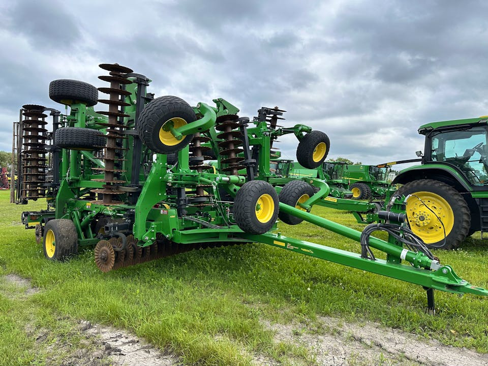 John Deere 2660VT