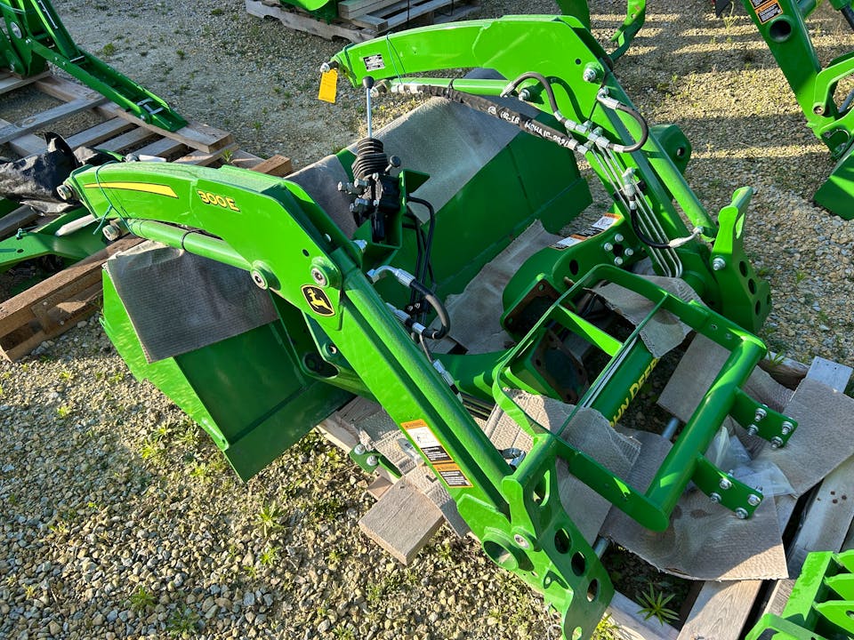 John Deere 300E