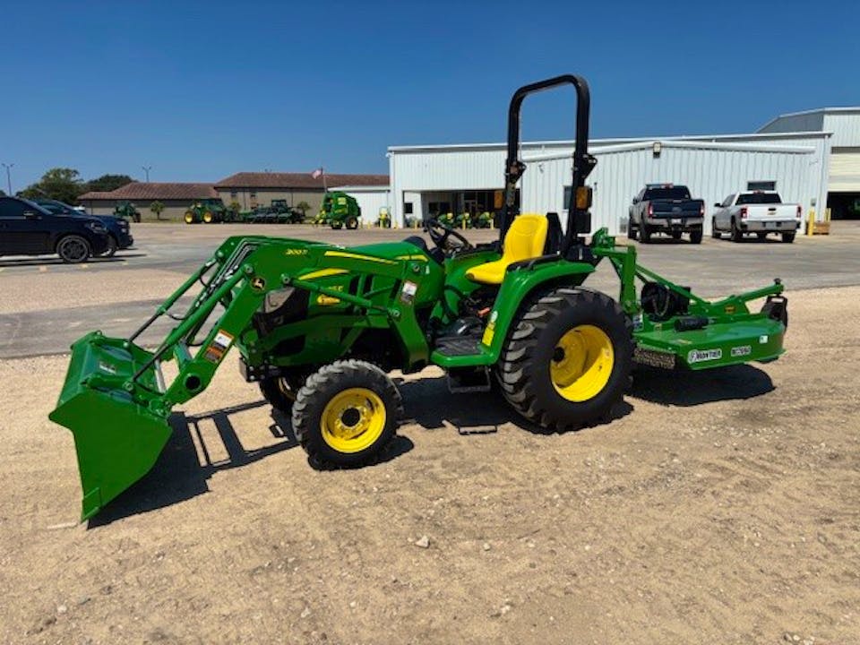 John Deere 3025E