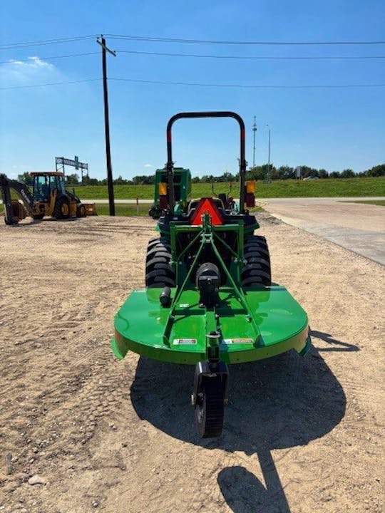 John Deere 3025E