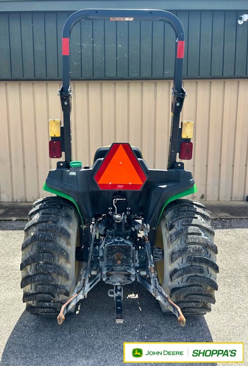 John Deere 3025E