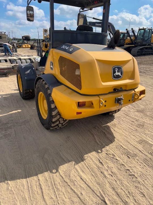 John Deere 304G