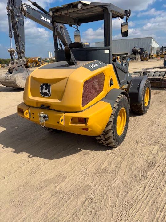 John Deere 304G