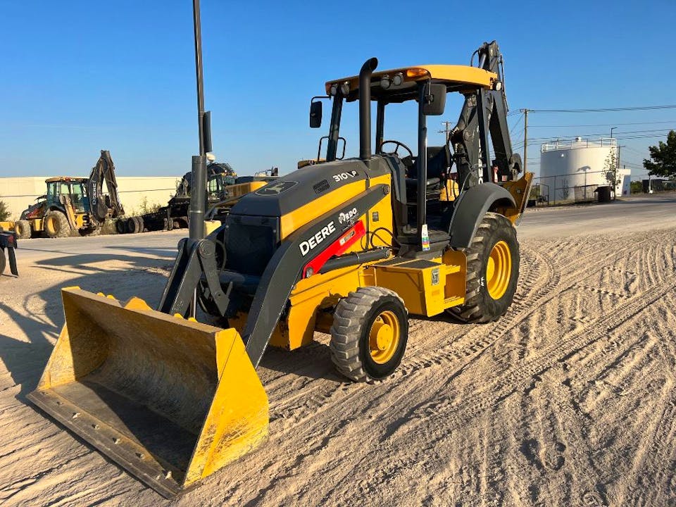 John Deere 310P