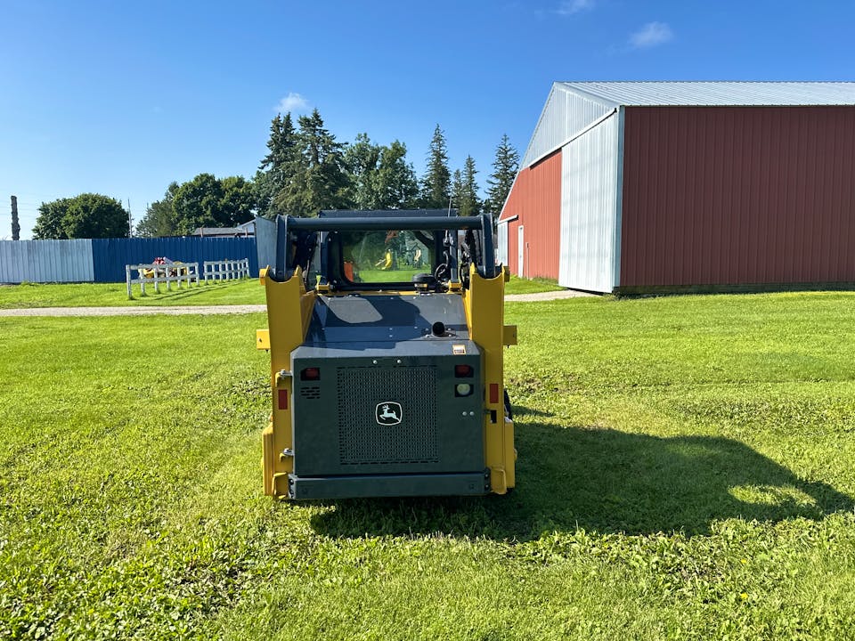 John Deere 318G