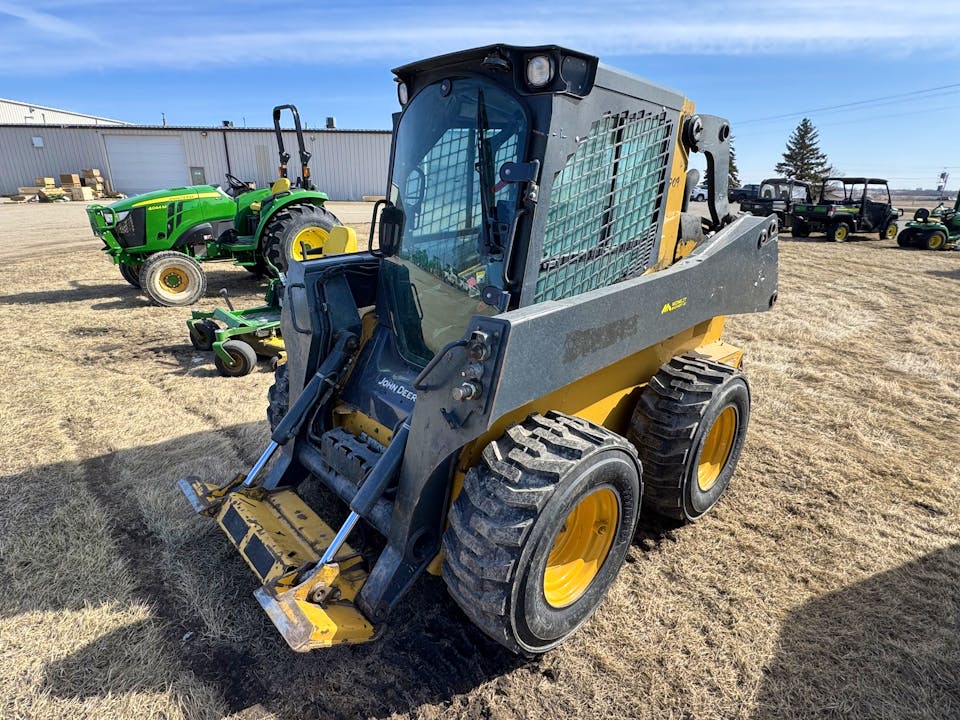 John Deere 320G