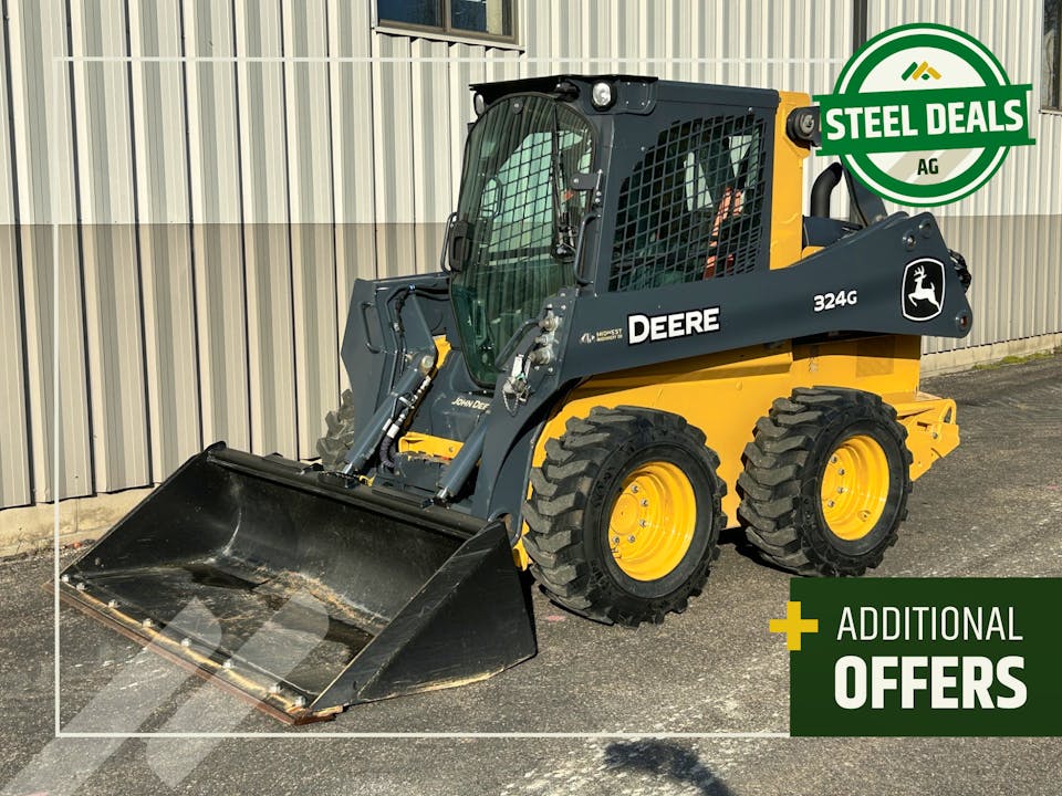 John Deere 324G