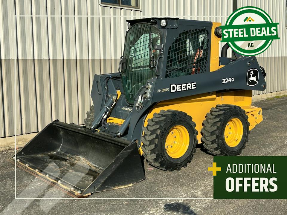 John Deere 324G